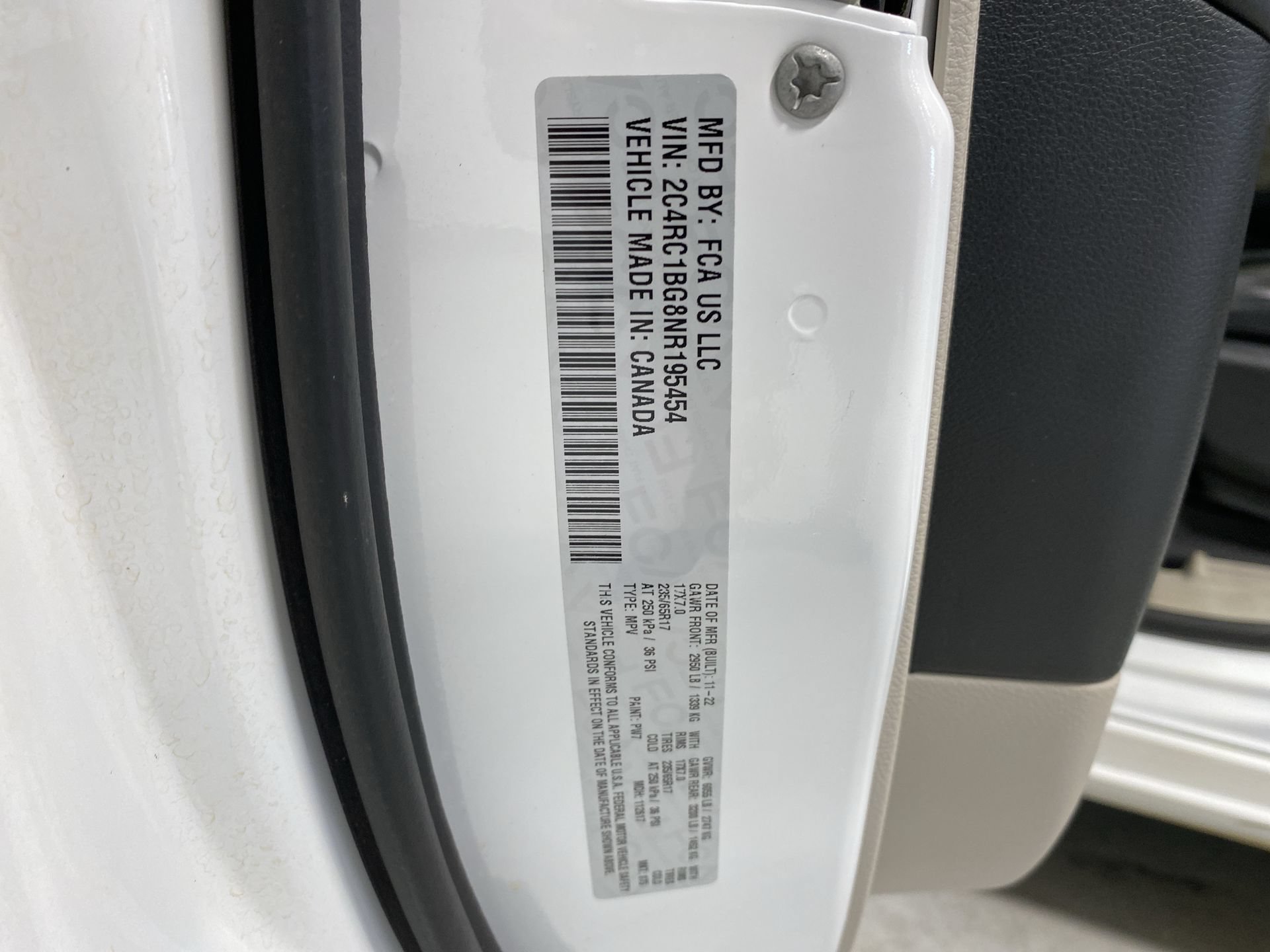 Used 2022 Bright White Clearcoat Chrysler Touring L image 29