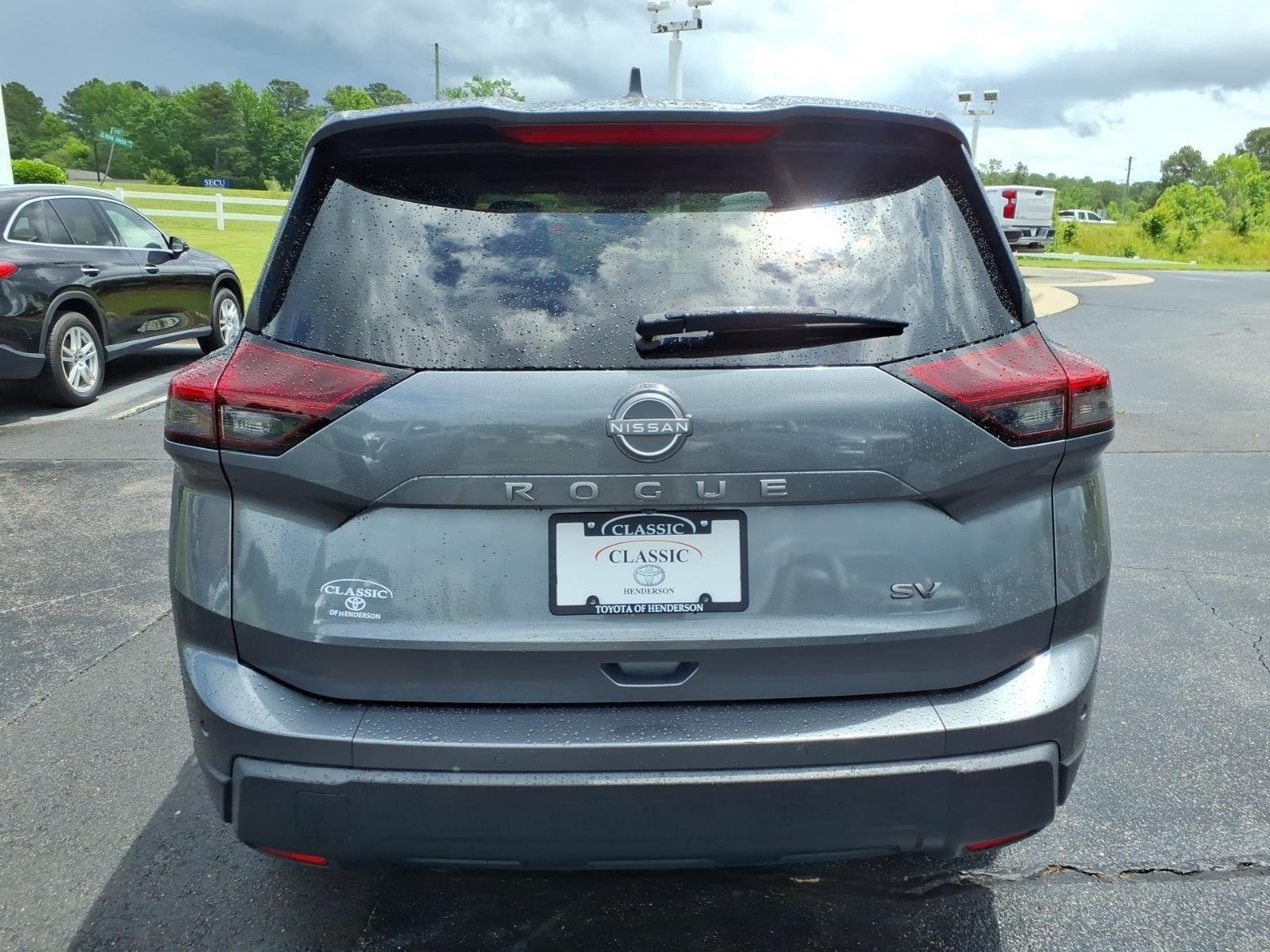 Used 2024 Gun Metallic Nissan SV image 9