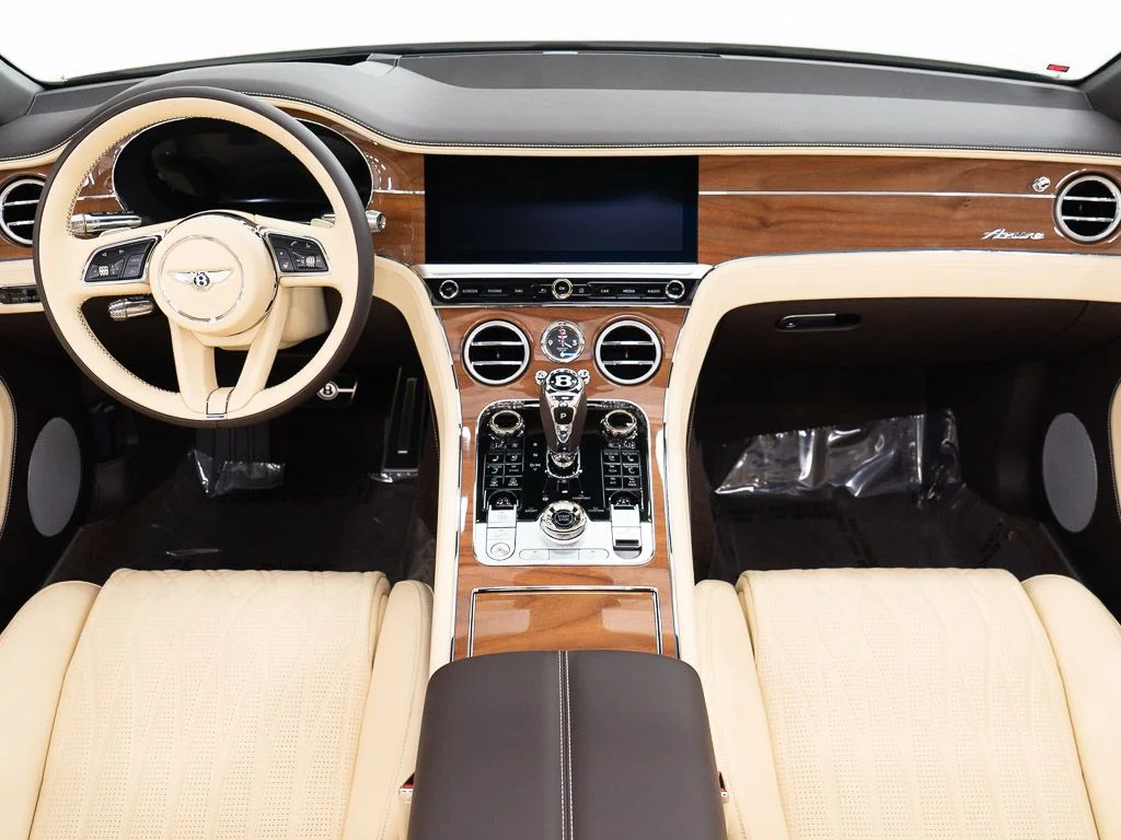 New 2026 Magnolia Bentley Azure image 31