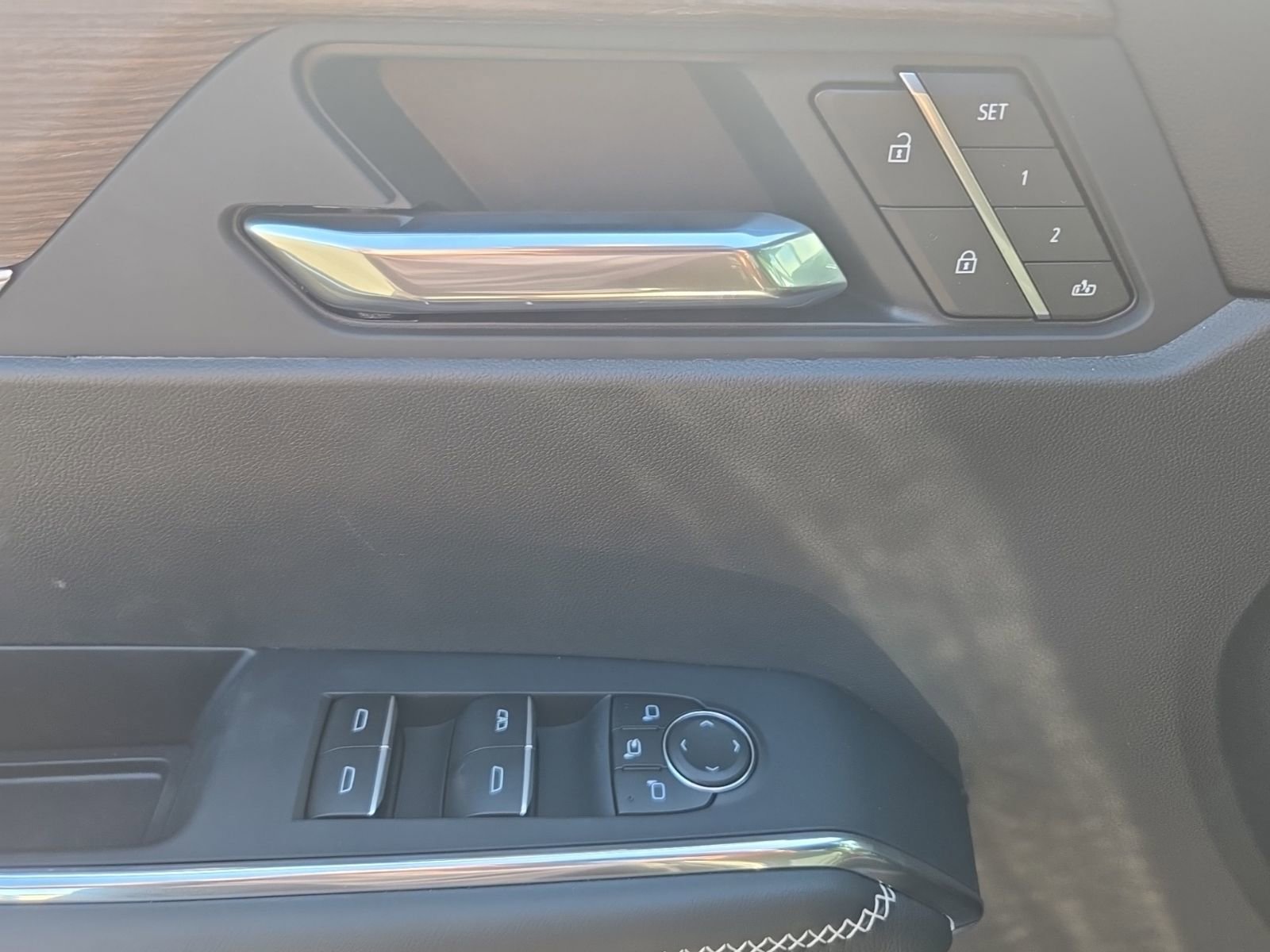 2026 GMC Acadia Denali - Photo 30