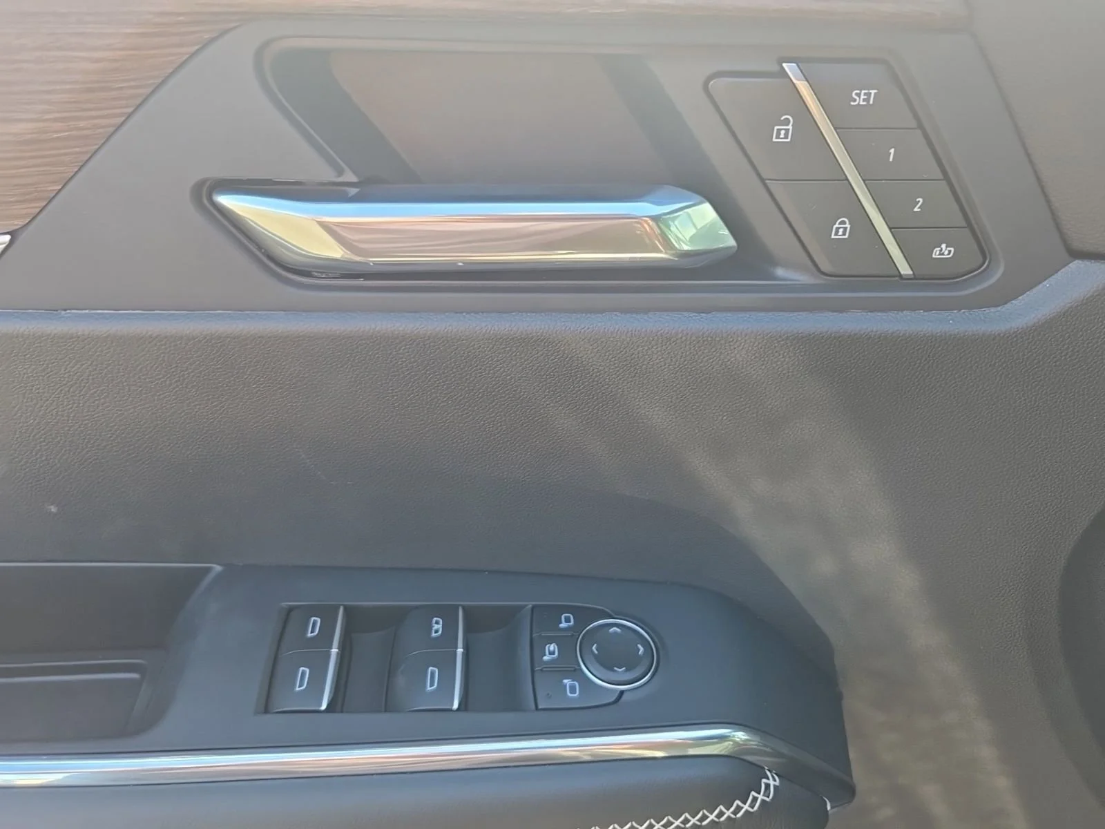 2026 GMC Acadia Denali - Photo 30