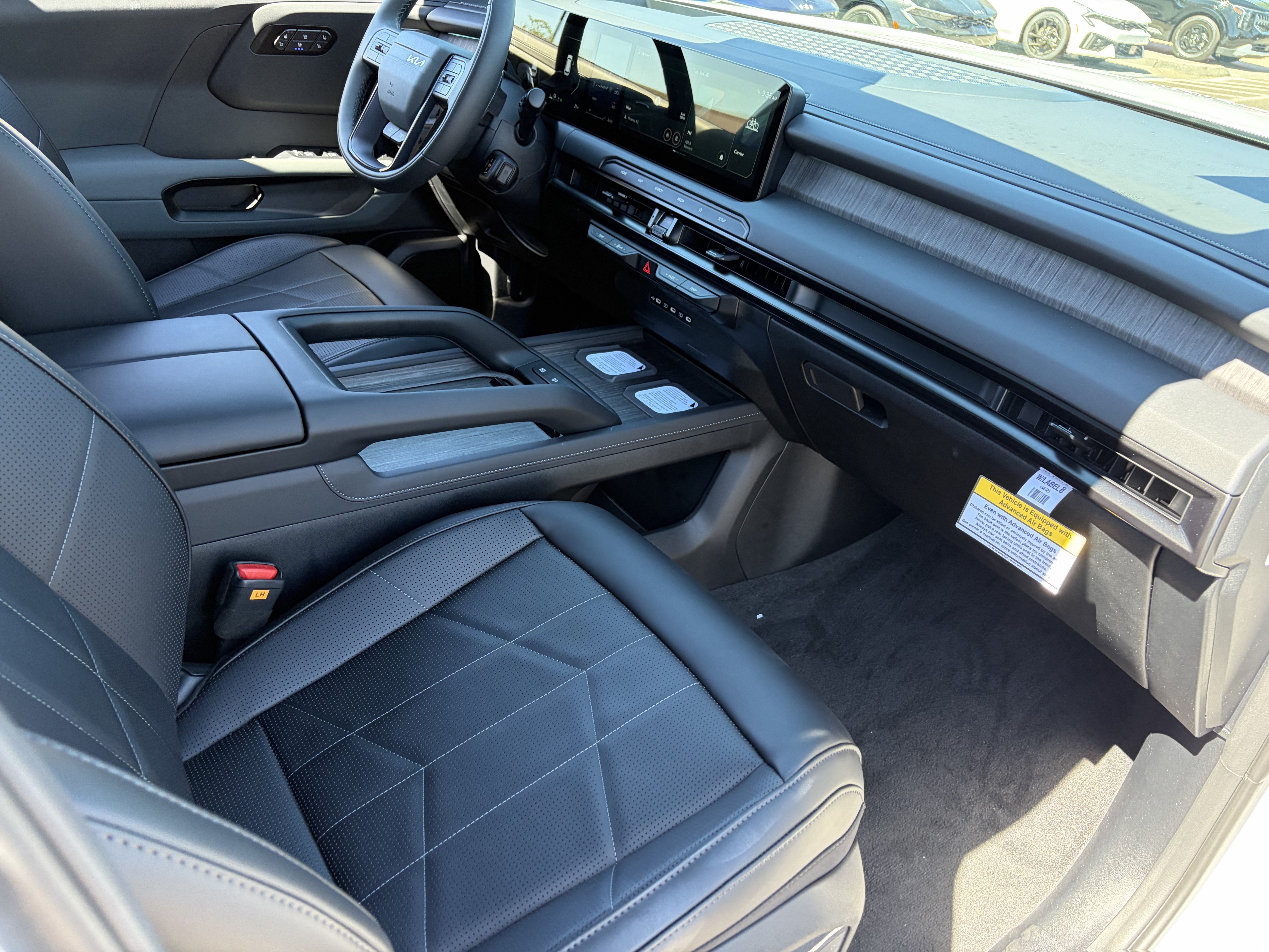 New 2027 Glacial White Pearl Kia X-LINE SX PRESTIGE image 10