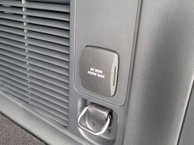 New 2027 Black Metallic Ford Active image 13