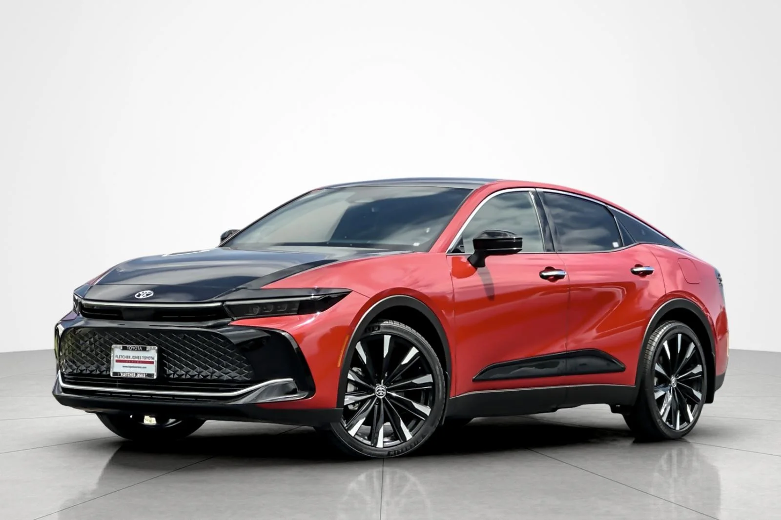 2025 Toyota Crown Platinum AWD's photo