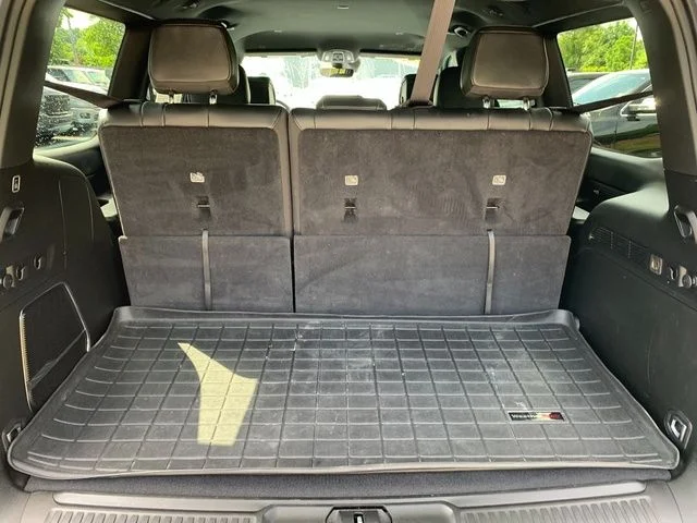 Used 2023 Black Jeep Base image 6
