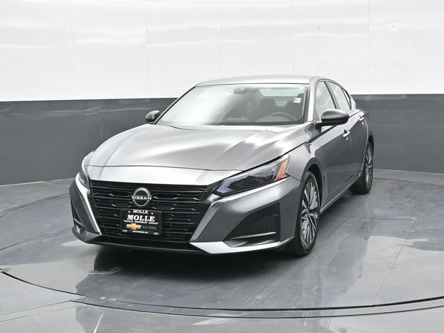 Used 2024 Nissan Altima SV with VIN 1N4BL4DV7RN370929 for sale in Kansas City