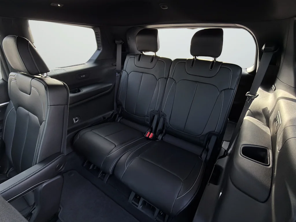 Used 2025 Red Jeep Limited image 33