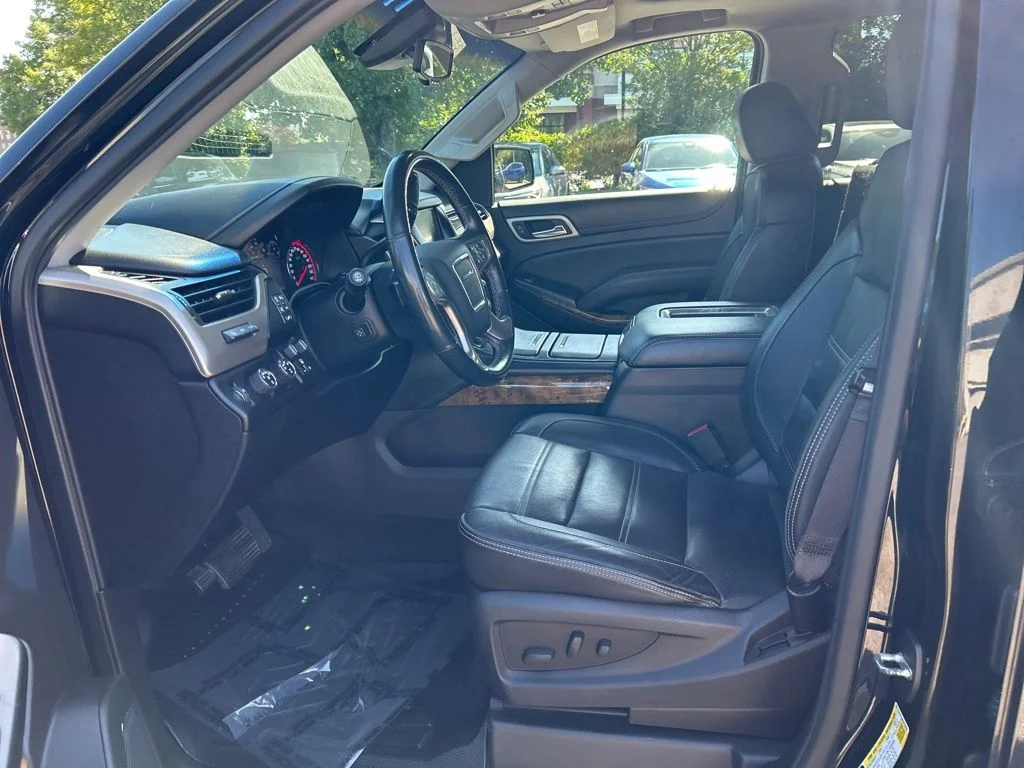 Used 2016 Black GMC Denali image 18