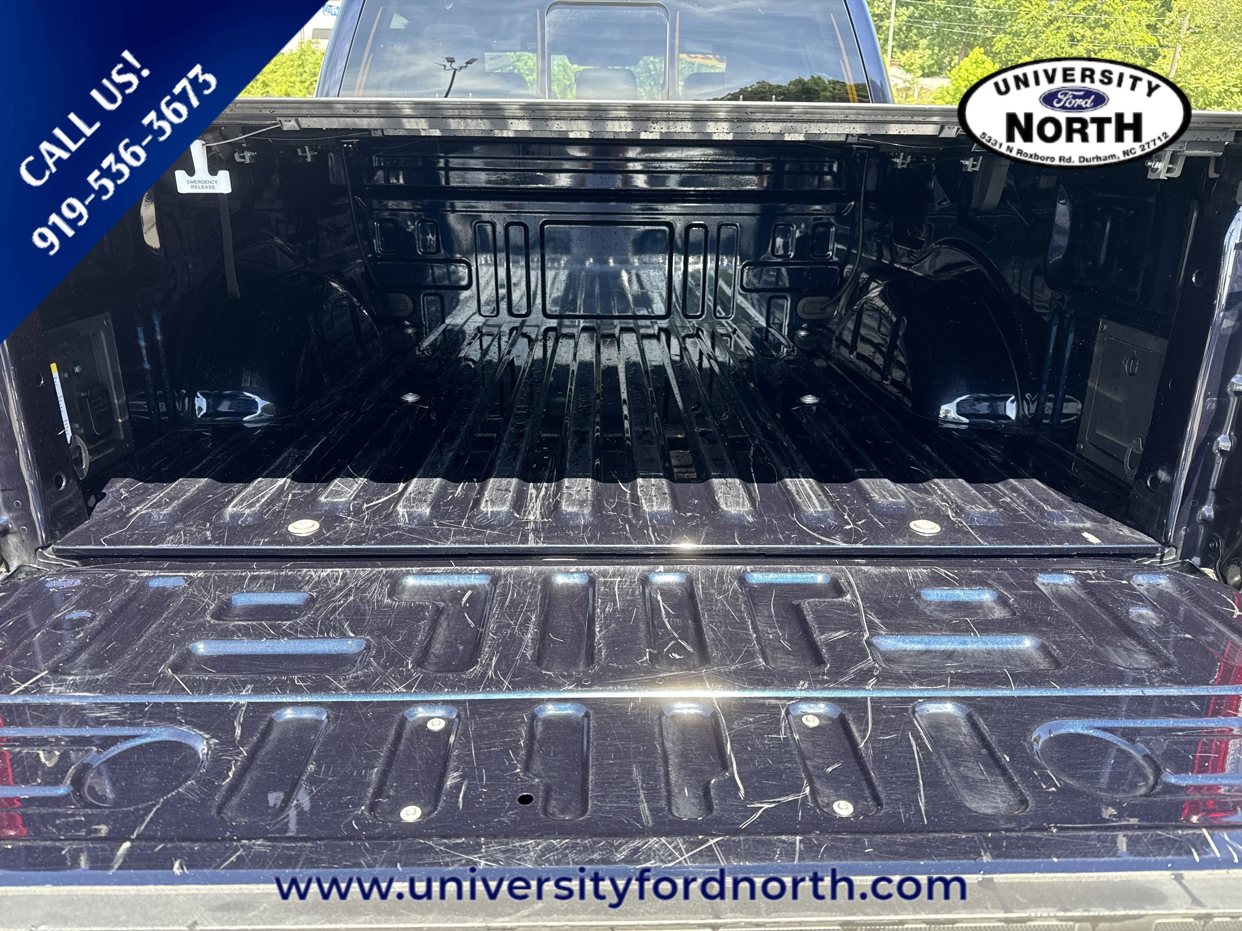 Used 2025 Antimatter Blue Metallic Ford LARIAT image 12
