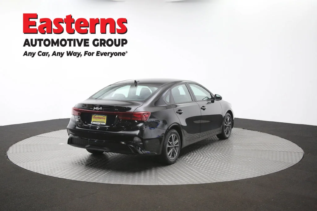 Used 2024 Black Kia LXS image 41