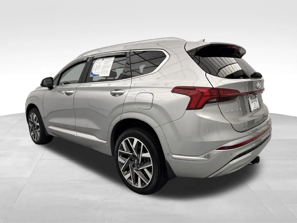 Used 2022 Shimmering Silver Hyundai Calligraphy image 5