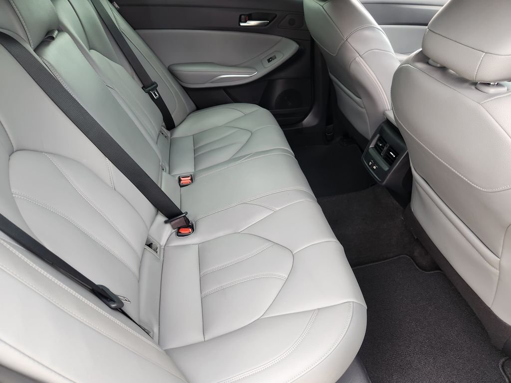 Used 2020 Brownstone Toyota Hybrid XLE image 34