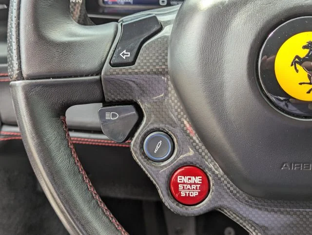 Used 2018  Ferrari Base image 36