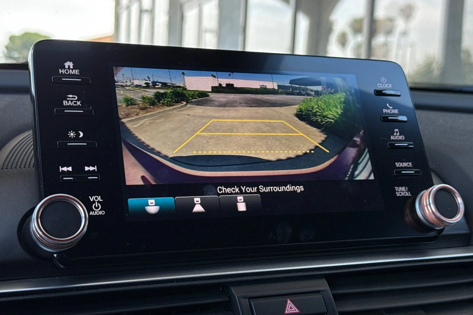 Used 2018  Honda Sport image 19