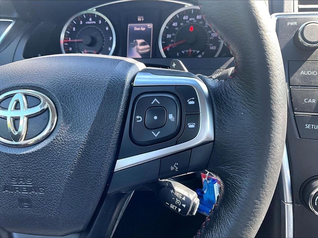 Used 2015 Black Toyota SE image 24