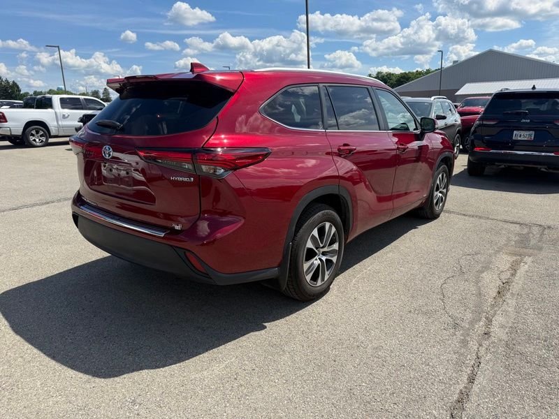Used 2023 Red Toyota XLE image 6