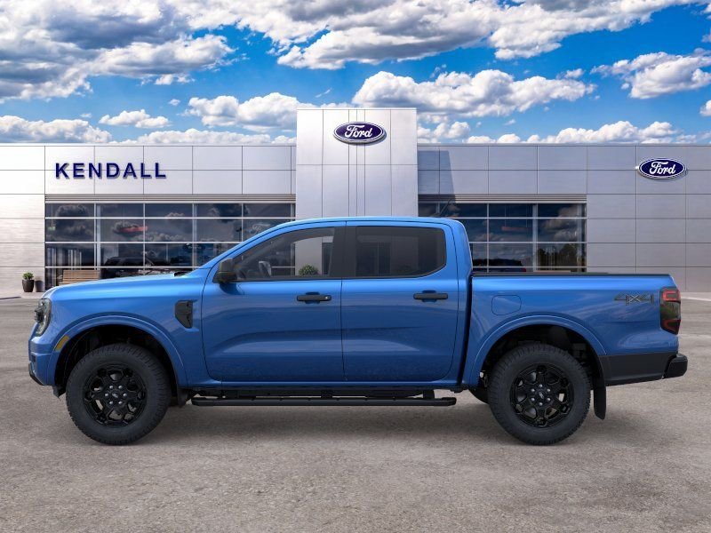 New 2026 Blue Ford XLT image 3