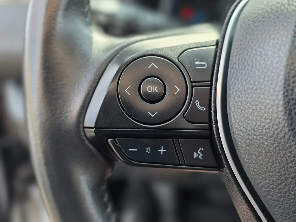 2020 Toyota RAV4 Limited - Photo 26
