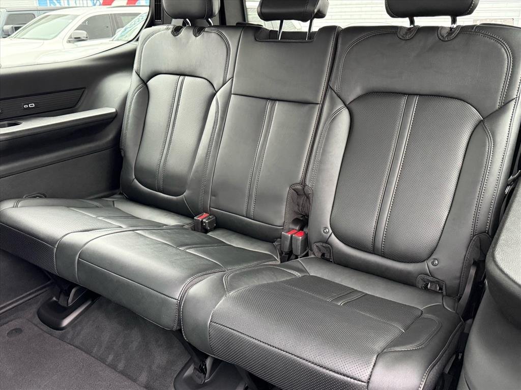 New 2026 Velvet Red Pearlcoat (DISC) Jeep Limited Altitude 4x4 image 6