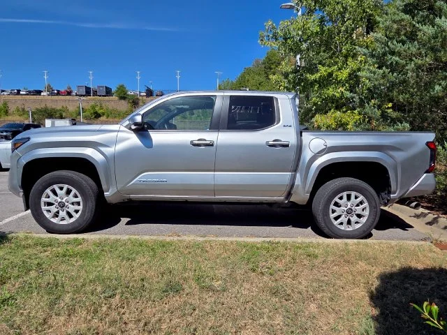Used 2024 Silver Toyota SR5 image 2