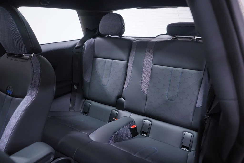 2026 MINI Hardtop 2 Door S - Photo 9