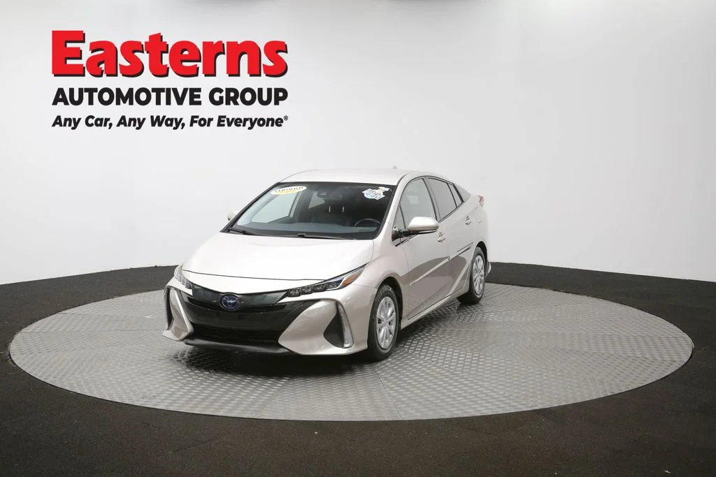 Used 2020 Gray Toyota XLE image 52