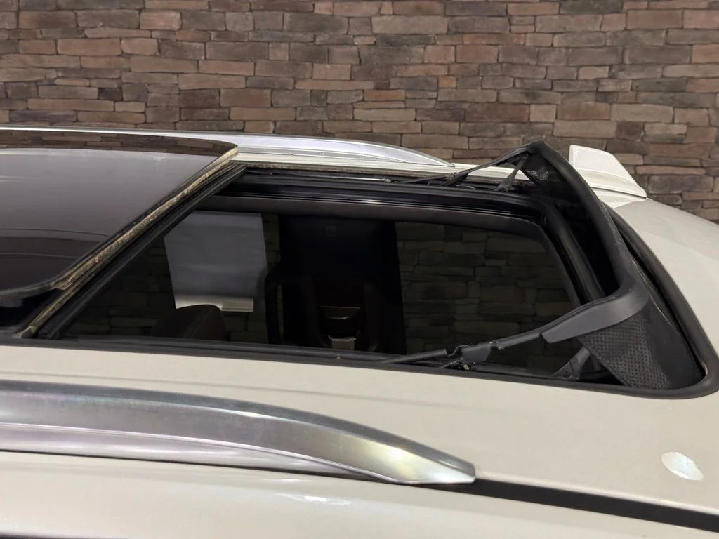 Used 2024 White Frost GMC Denali image 5