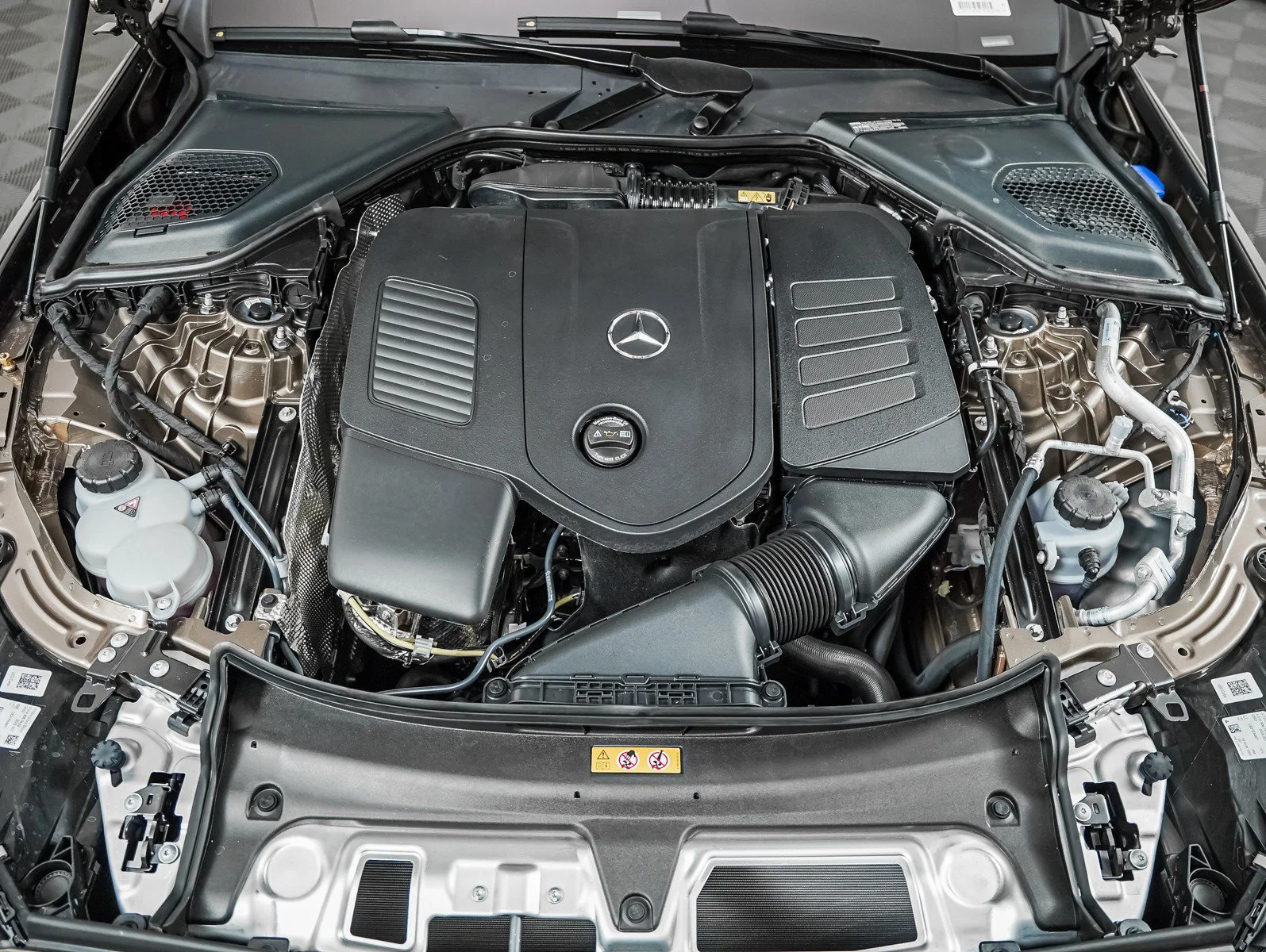 New 2026 Sonoran Brown M Mercedes-Benz E 350 image 4