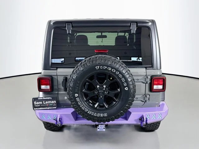 Used 2020 Gray Jeep Sport S image 6