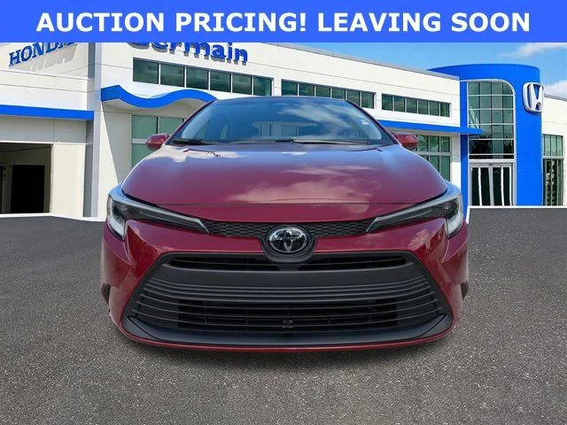 2026 Toyota Corolla LE - Photo 9