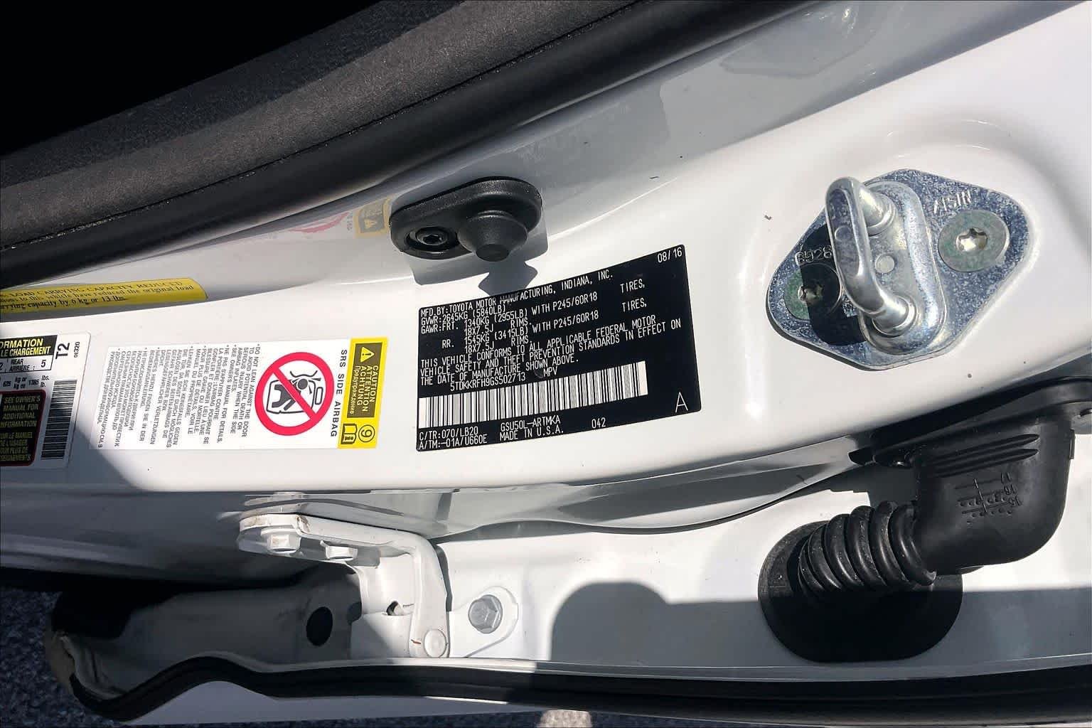 Used 2016 Blizzard Pearl Toyota XLE image 34