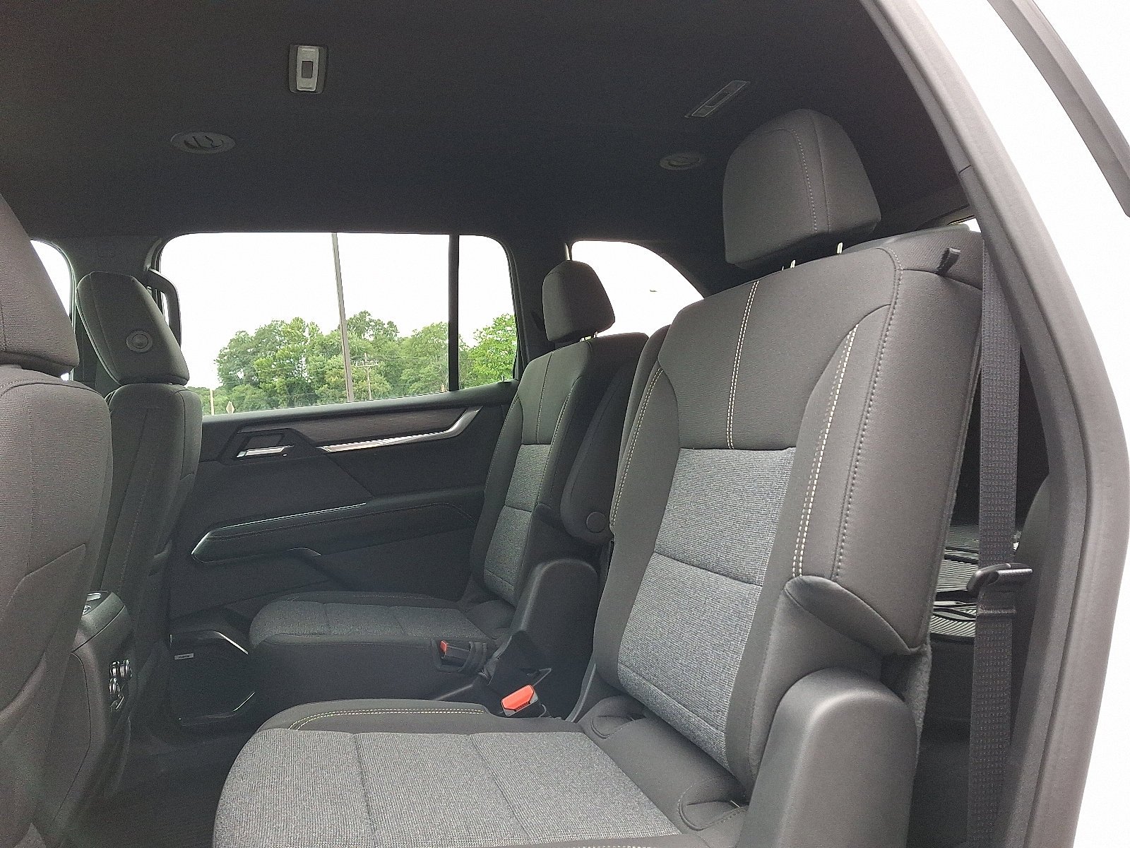 2026 GMC Acadia Elevation - Photo 6