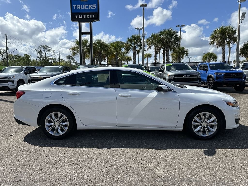 Used 2024 Summit White Chevrolet 1LT image 17