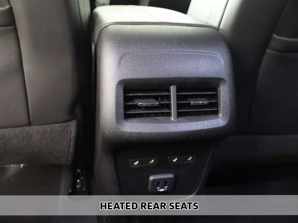 Used 2022 Black Chevrolet Premier image 7
