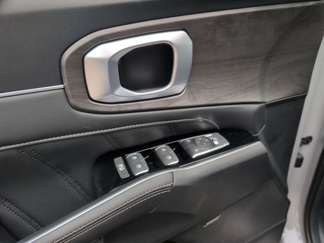 New 2026 Wolf Gray Kia X-Line SX AWD image 9