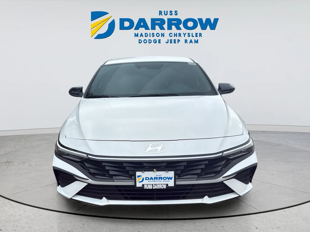 Certified Used 2025 White Hyundai SEL Sport image 8