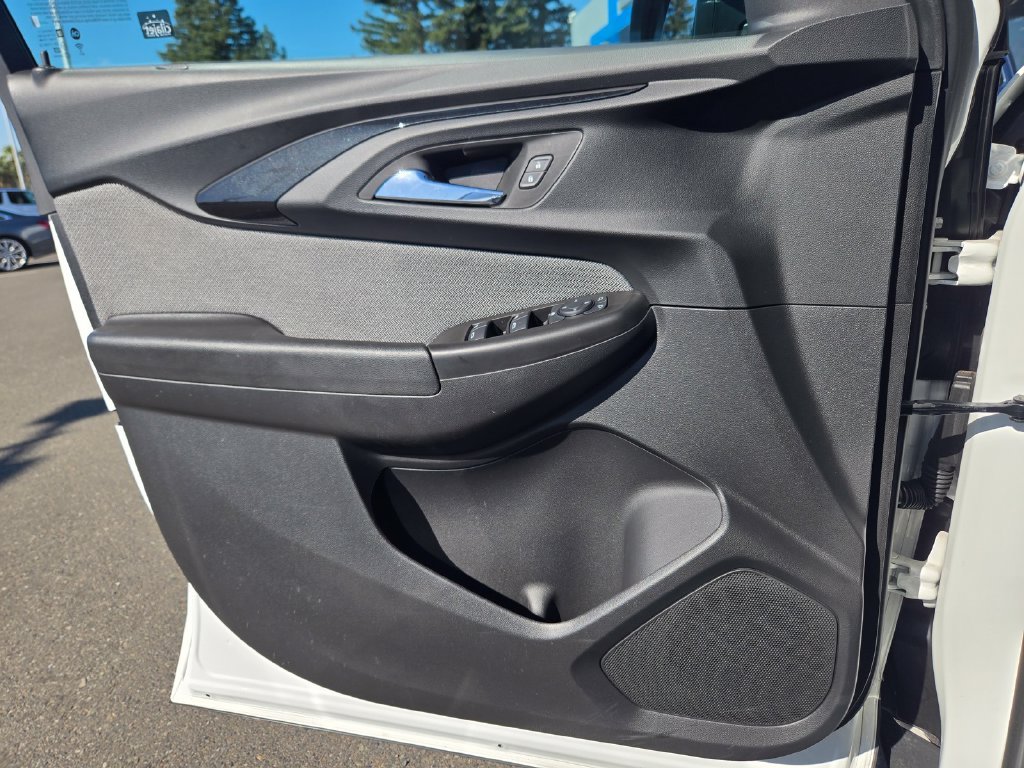 Used 2023 White Chevrolet LT image 13