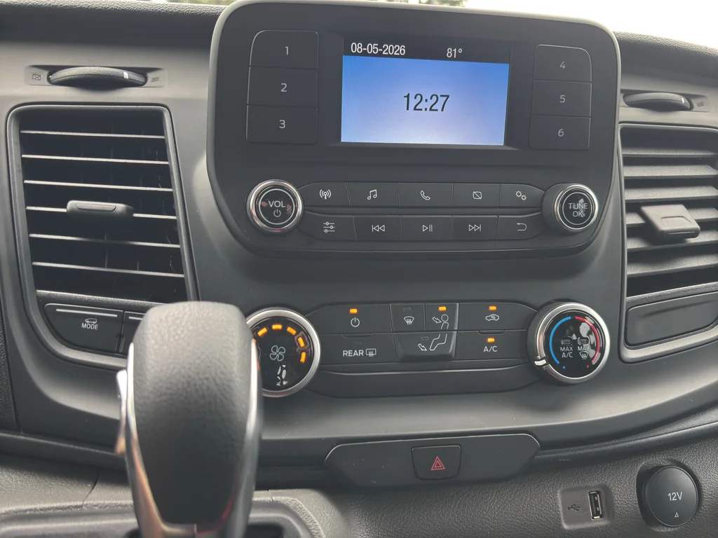 Used 2025 Oxford White Ford Base image 20