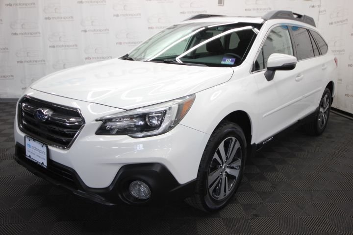 2018 Subaru Outback 2.5i Limited's photo