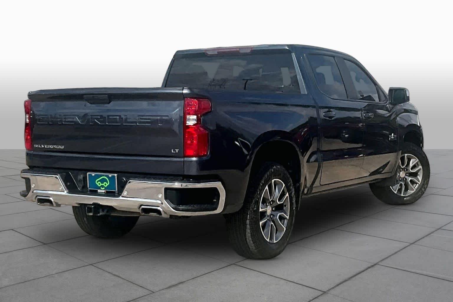 Used 2022 Shadow Gray Metallic Chevrolet LT image 13