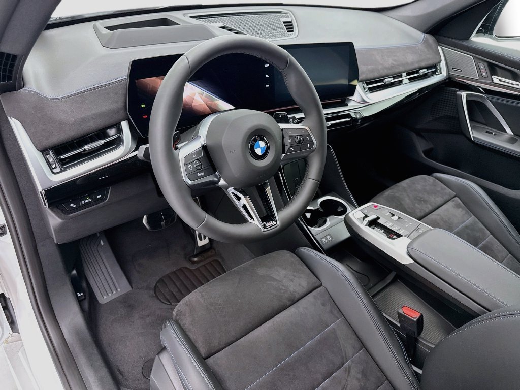 New 2027 Alpine White BMW xDrive28i image 9