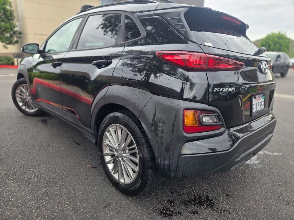 Used 2021 Black Hyundai SEL Plus image 4