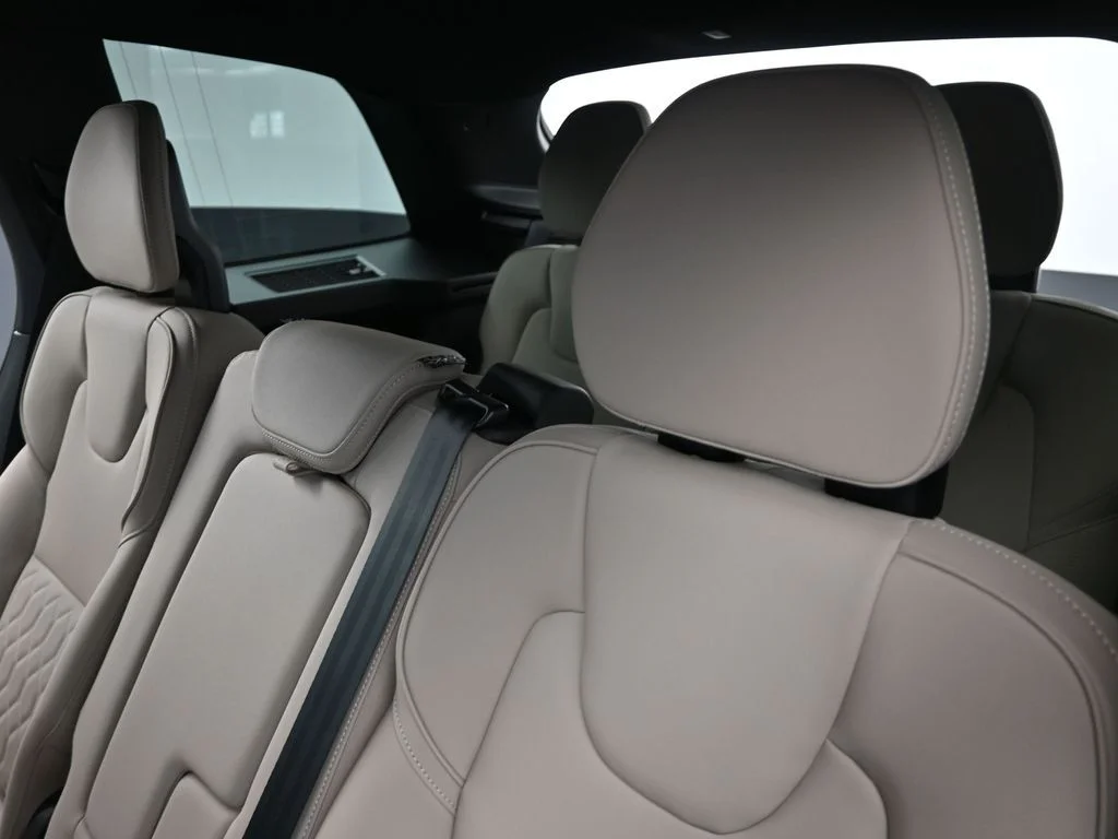 Used 2026 Crystal White Volvo Core image 13