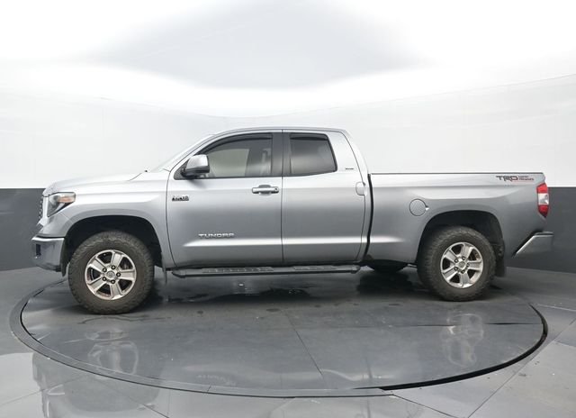 Used 2018 Silver Sky Metallic Toyota SR5 image 7