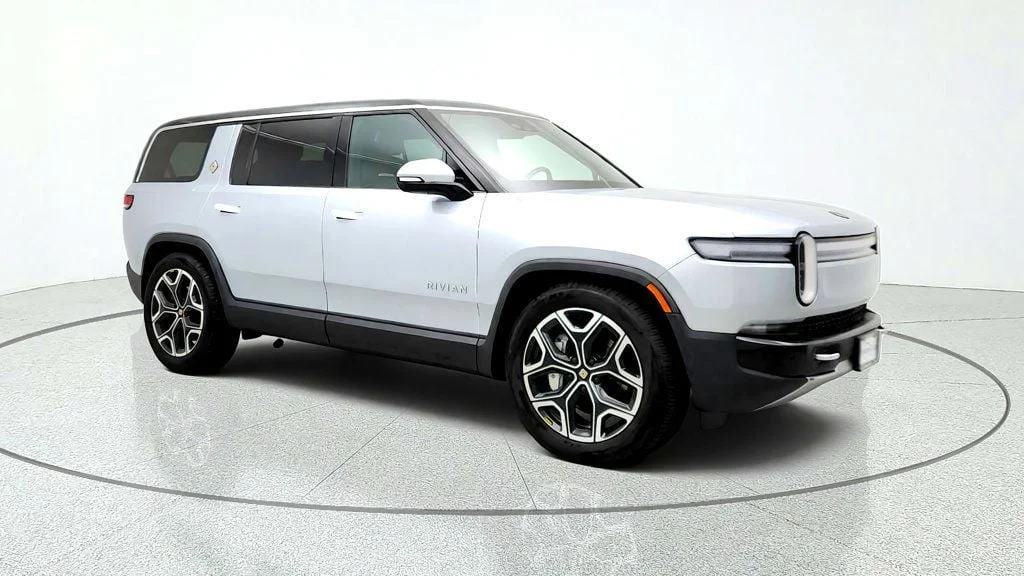 Used 2025 LA Silver Rivian Adventure Dual-Motor Max Pack w/ 22