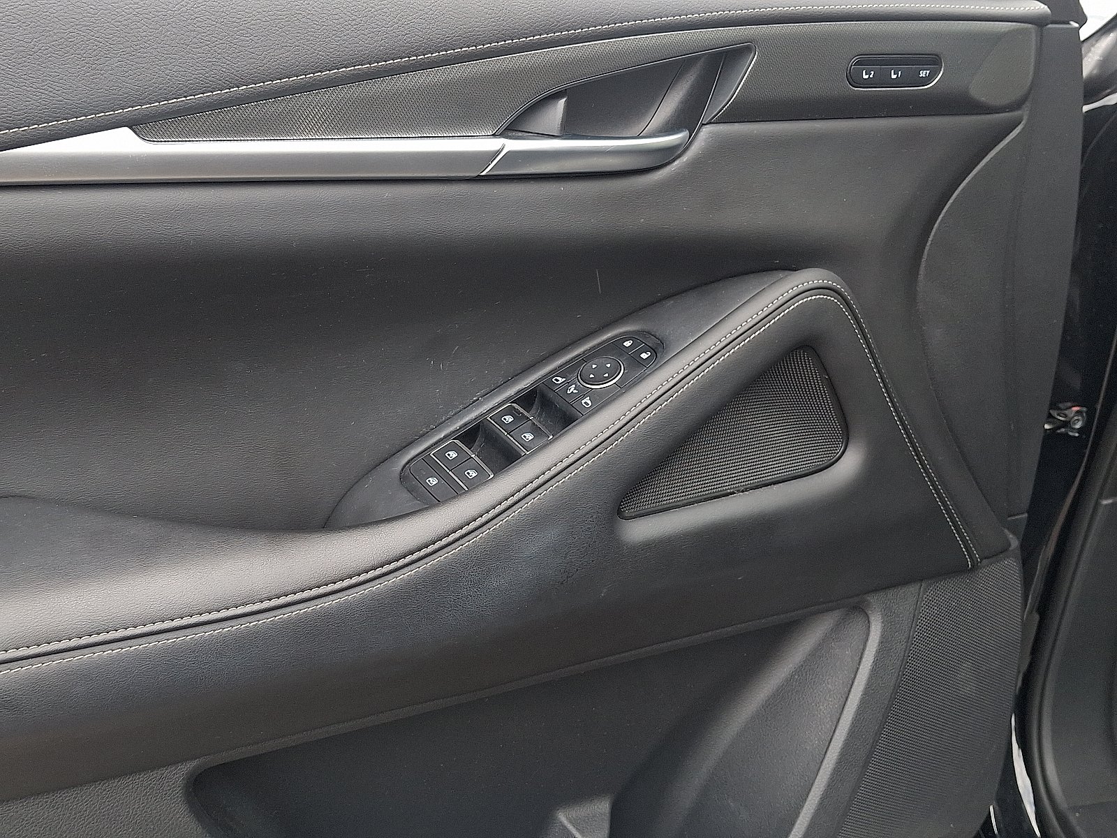 2022 INFINITI QX60 LUXE - Photo 12