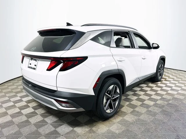New 2026 Hyundai TUCSON SEL