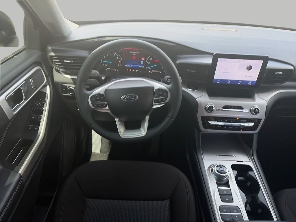 Used 2024 Gray Ford XLT image 11