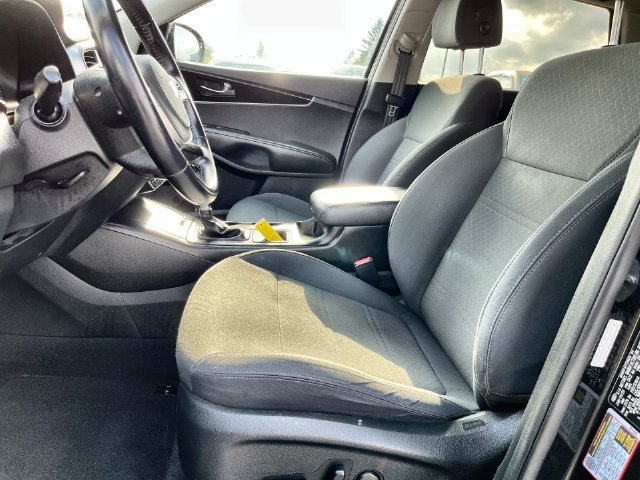 Used 2020 Black Kia S image 15