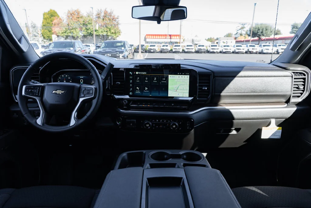 2026 Chevrolet Silverado 1500 LT - Photo 9